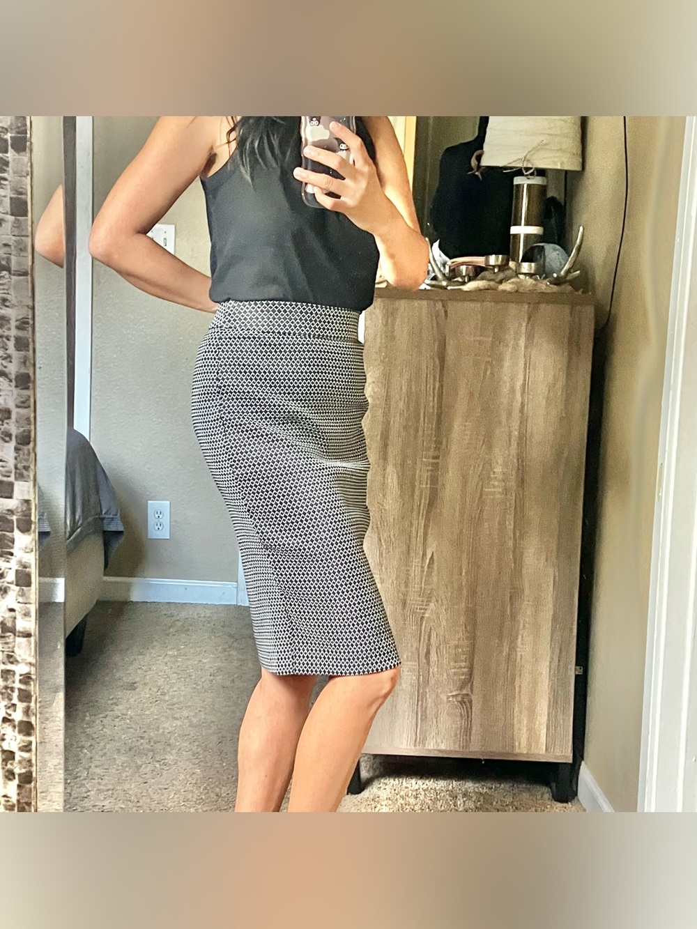 Elle pencil skirt - Picture 1 of 2